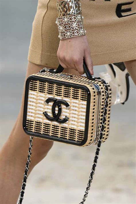 chanel spring summer 2019 bags price|chanel 19 bag medium.